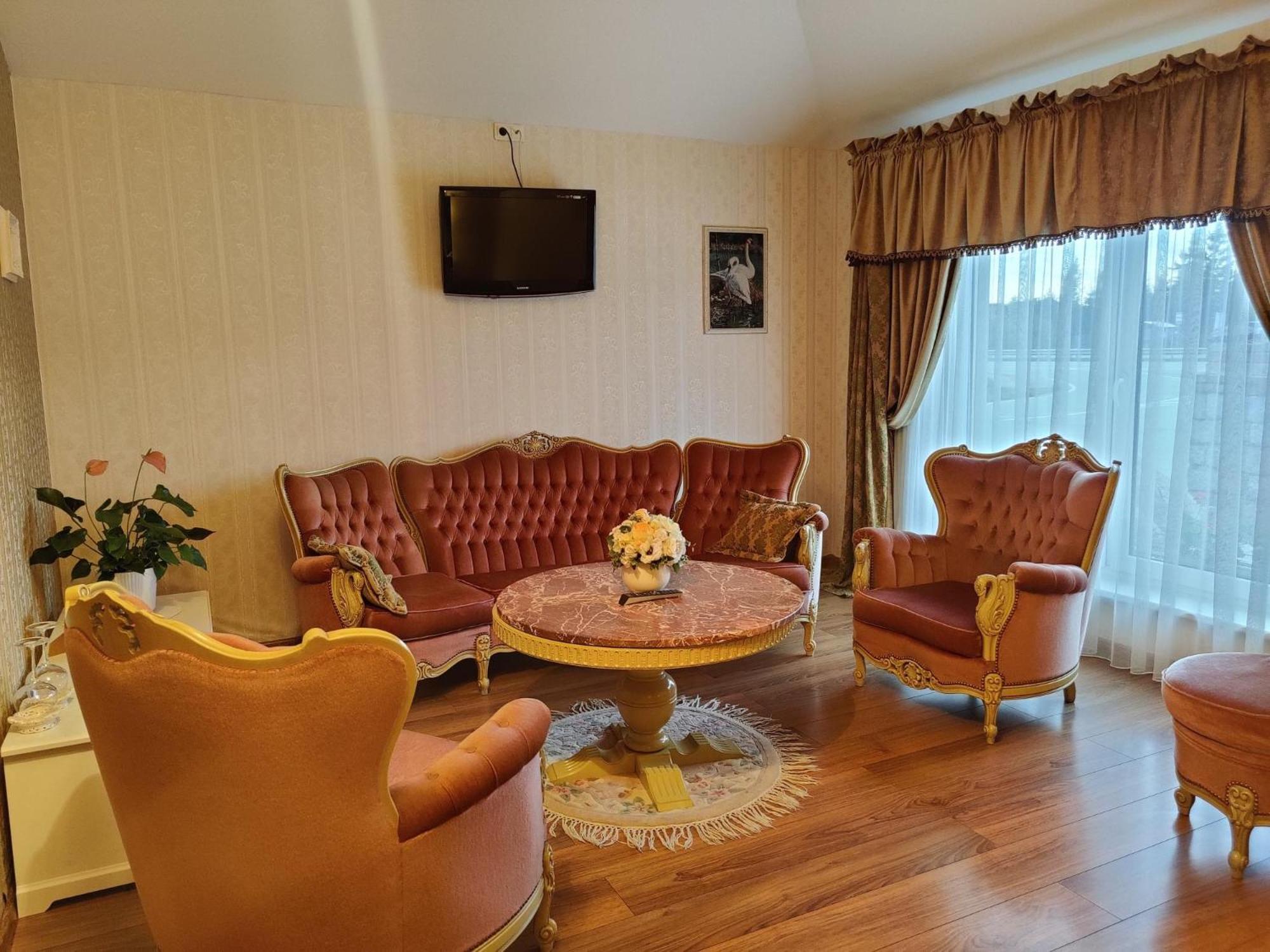 Motelis Smaku Smakas Шяуляй Экстерьер фото